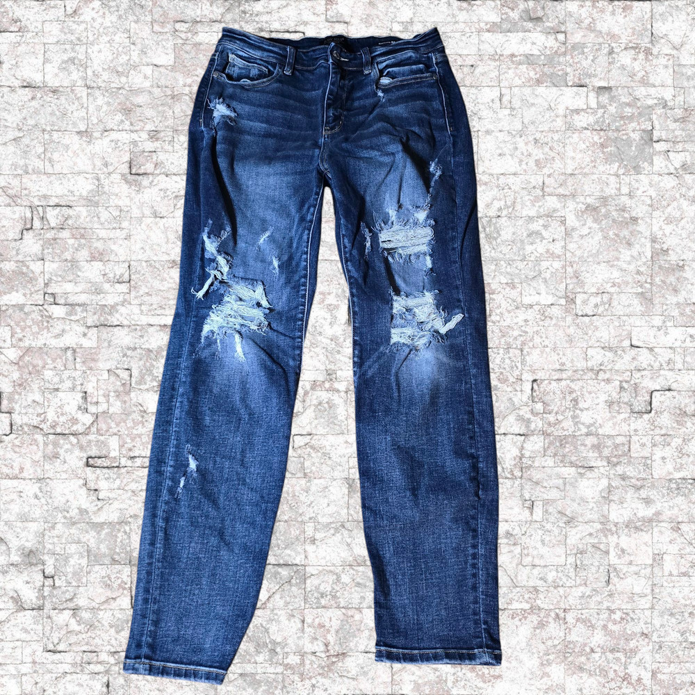 Judy Blue Women’s Boyfriend Fit Distressed Jeans, Size 13/31